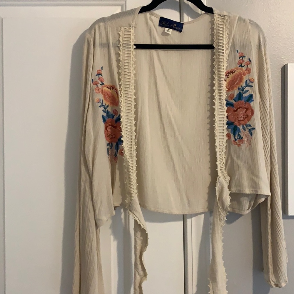 Floral long sleeve blouse